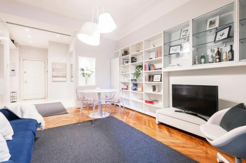 Easylife - Milan - Disciplini 17 - Historic Center