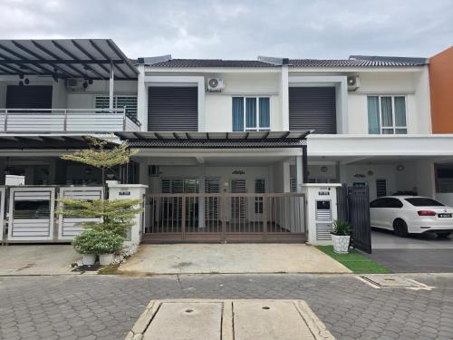 Imagen de la galería de Hotel O Guesthouse Dseribong, en Kota Bharu