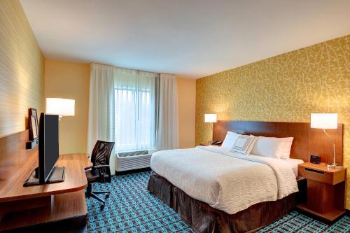Fairfield Inn & Suites by Marriott Nashville Downtown-MetroCenter Image