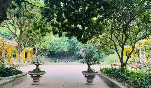 Billede fra billedgalleriet på Khu du lịch sinh thái Núi Ngăm i Nam Ðịnh