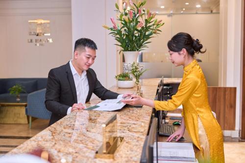 Tetamu yang menginap di Le Haute Hotel Hai Phong