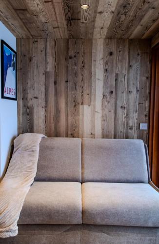 Superb renovated apartment Turios 1