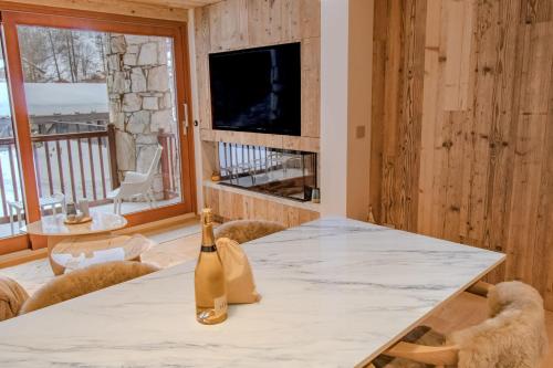 Superb renovated apartment Turios 1