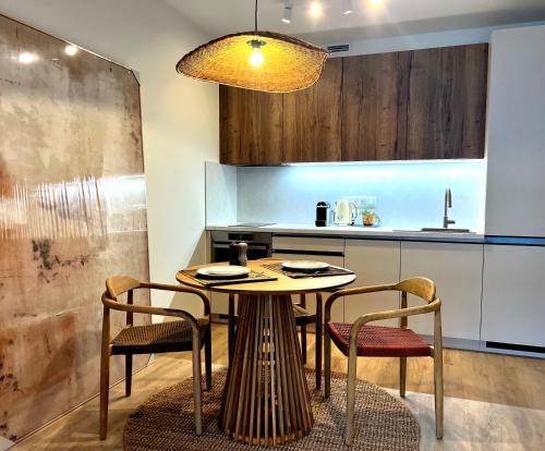 Japandi Pearl Designed Studio,Parking ,Aircon, O2