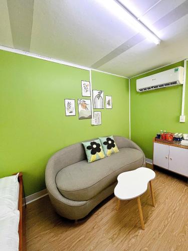 Gallery image of Ruby Homestay Cần Giờ in Ấp Long An