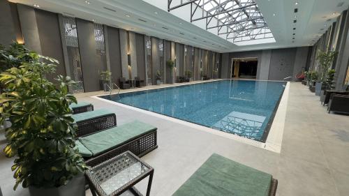 Πισίνα στο ή κοντά στο Frankfort Hotel and Spa