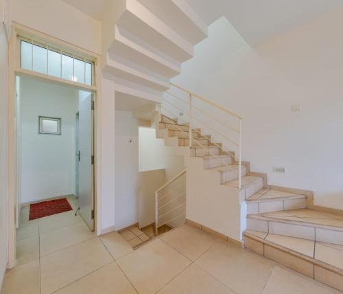 コールハープルにあるGiriraj Homestay 3 BHK with driver roomのギャラリーの写真
