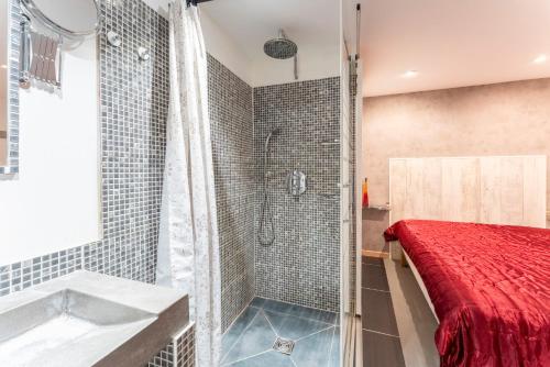 Ένα μπάνιο στο Chez Patricia En Provence