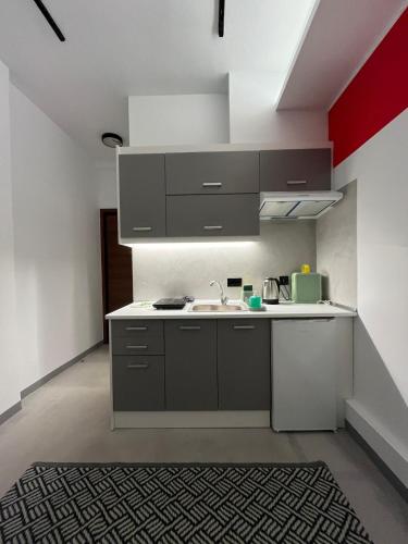 Muses Suite Stadiou by Zeussuites