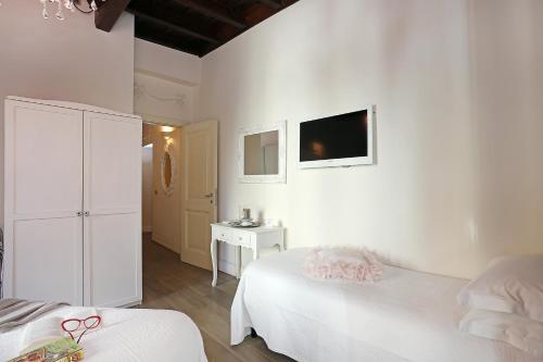 Piazzetta de' Monti Suites