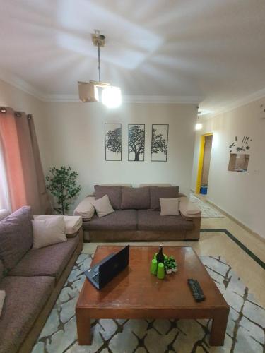 NEW CAIRO TREE Serviced Apartment -3BHK Self check-in