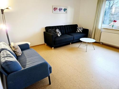 Χώρος καθιστικού στο Bei München Ferienwohnung in Grafrath "Ampermoos"