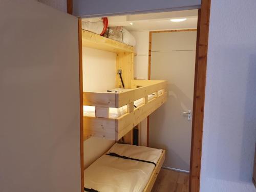 Studio rénové pour 4 pers. avec terrasse et vue montagne