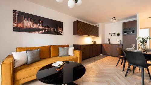 Dapur atau dapur kecil di Flatbook - City Center Apartments Angielska Grobla