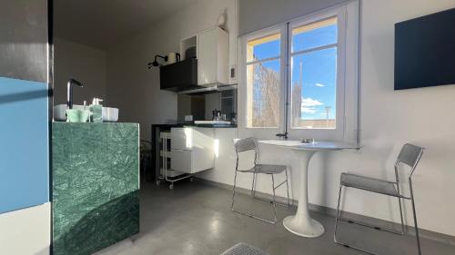 Top Studio with Terrace