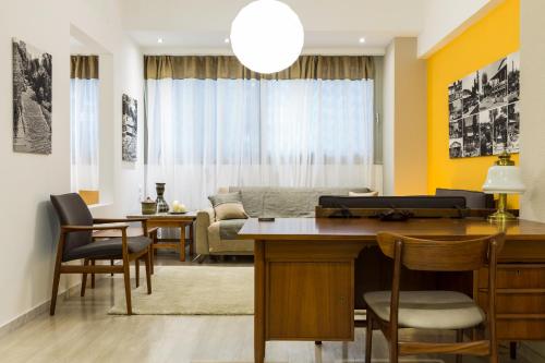 Comfort Kolonaki Stay - Piano & Art