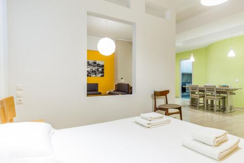 Comfort Kolonaki Stay - Piano & Art