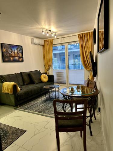Posedenie v ubytovaní Vintage Kącik Apartment
