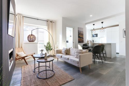 Rato Prime Terrace by Homing