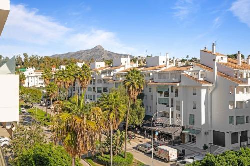 Modern and Stylish in Nueva Andalucia - RDR462