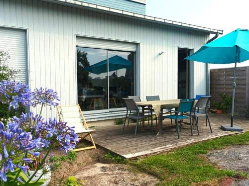 Maison avec WIFI, jardin et terrasse exposés Sud à TREGASTEL - Réf 67