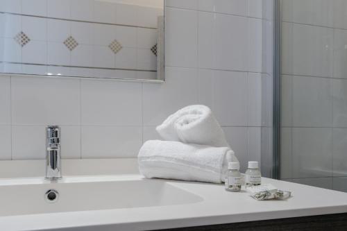 Florence Minimal Nest