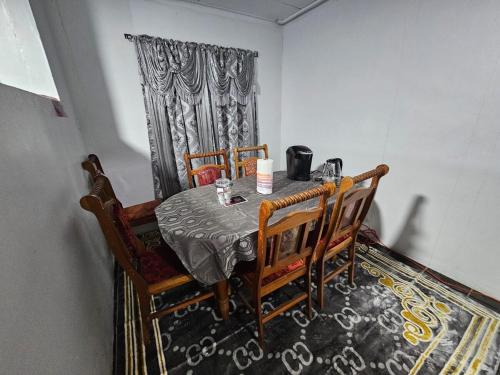 Billede fra billedgalleriet på Modern 3 Bedroom Home In Gated Community i New Amsterdam