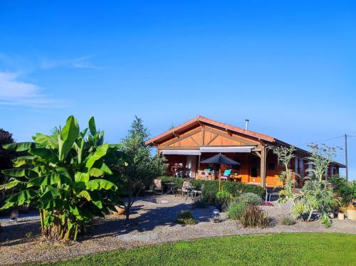 Taman di luar Chalet à la campagne