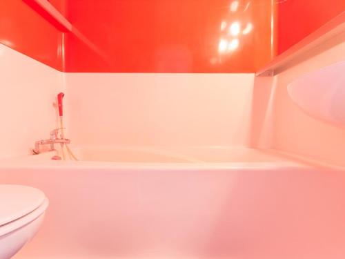 Kúpeľňa v ubytovaní Studio cabine · Balcon · Proche centre · WiFi gratuit - FR-1-346-508