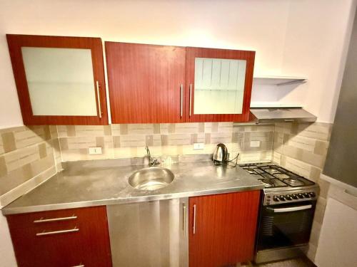 Кухня или мини-кухня в Amazing 2BR Apartment - Al Dora Resort, Hurghada
