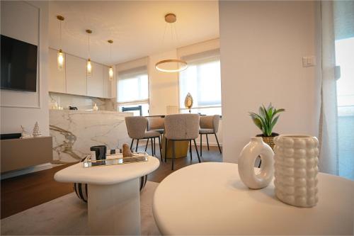 Eterna Residences