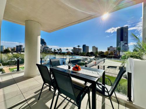 Clubrent - Silver Tower