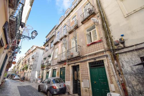 Love inn Lisboa