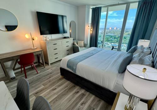 Ένα ή περισσότερα κρεβάτια σε δωμάτιο στο Balcony Ocean View ! WiFi - Pool - Gym - Parking