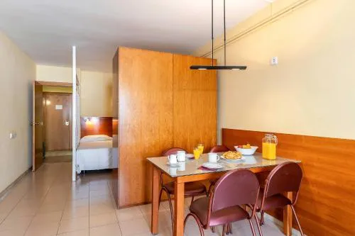 Aparthotel Bertrán photo 26