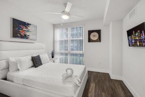 Comfort and Convenience 2BR Unit with Free Parking photo 14