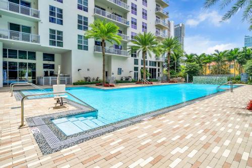 Comfort and Convenience 2BR Unit with Free Parking photo 26