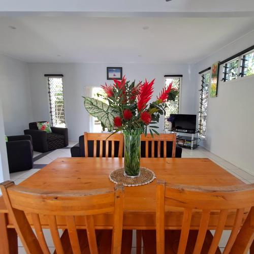 Posezení v ubytování Eryns Muri Palms