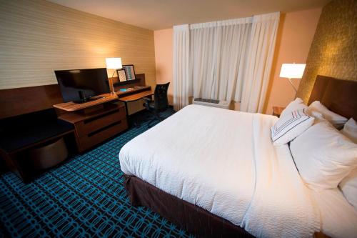 Fairfield Inn & Suites by Marriott Cincinnati Uptown/University Area Image