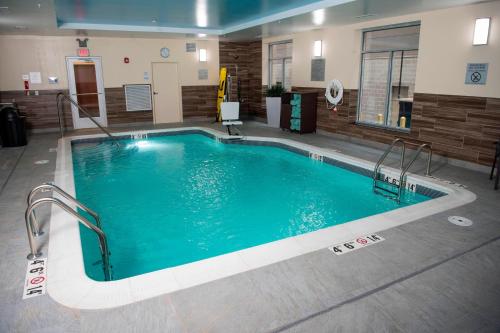 Fairfield Inn & Suites by Marriott Cincinnati Uptown/University Area Image