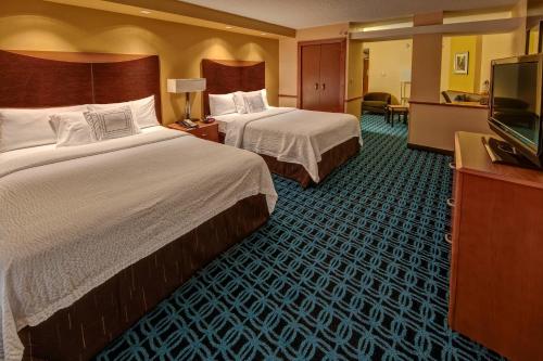 Katil atau katil-katil dalam bilik di Fairfield Inn and Suites by Marriott Naples