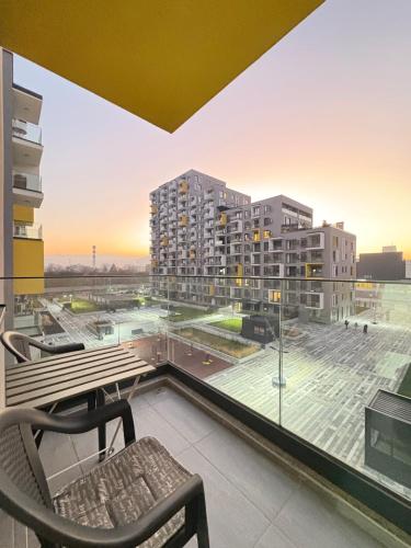 Μπαλκόνι ή βεράντα στο Royal Apartment-FamilyHaven,Park,Modern and Luxury