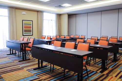 Konferenční prostory v ubytování Fairfield Inn & Suites by Marriott Denver Northeast/Brighton