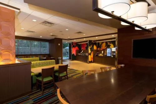 Fairfield Inn & Suites by Marriott Detroit Chesterfield in Clinton Township
