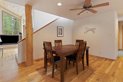 a dining room with a table and chairs at Glaze Meadow 376 in Black Butte Ranch
