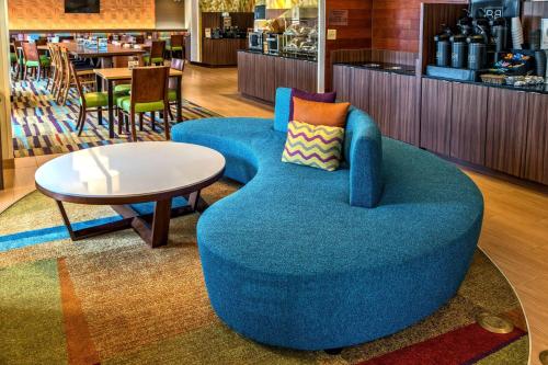 Fairfield Inn and Suites by Marriott Orlando Near Universal Orlando Image