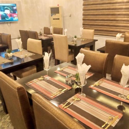Fotografie z fotogalerie ubytování Kay's Place Luxury Apartment v destinaci Oshogbo