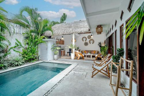 Πισίνα στο ή κοντά στο Villa Lemone 2 by Bali Villa Solutions
