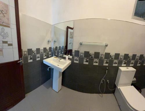 Un baño de Rawana View Ella