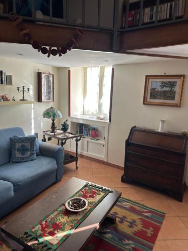 A wonderful penthouse in Naples